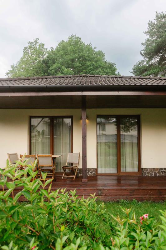 Izba Rodinný Apartmán v bungalove v HopeDevelopment,s.r.o. – Terasa